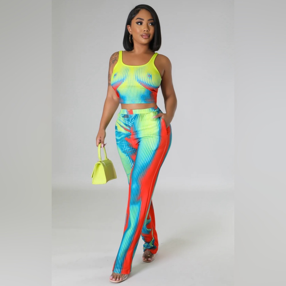 Nichole Lynel Vibrant Multicolor Body Scan Tank Top & Pants 2 Piece Set - Size L - Picture 3 of 10